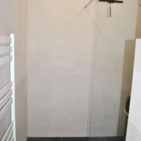 De 80 M² Proche Gare Du Nord Apartment Paris