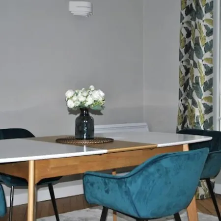 Apartment De 80 M² Proche Gare Du Nord *