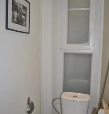De 80 M² Proche Gare Du Nord Apartment Paris